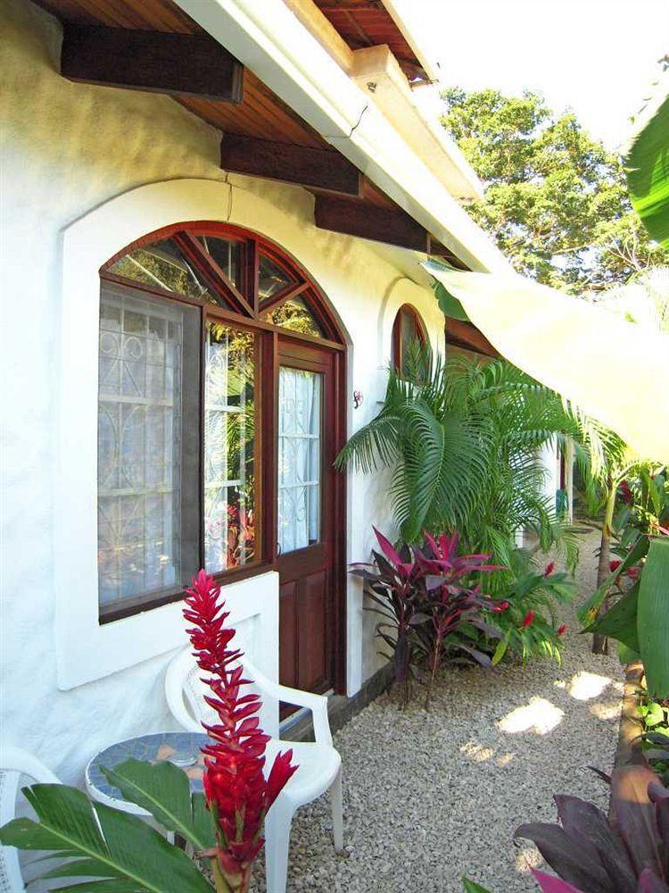 Hotel Flores (Adults Only) Tamarindo Buitenkant foto