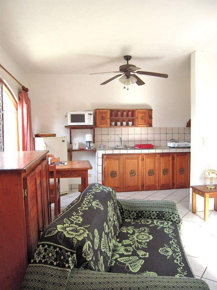 Hotel Flores (Adults Only) Tamarindo Buitenkant foto