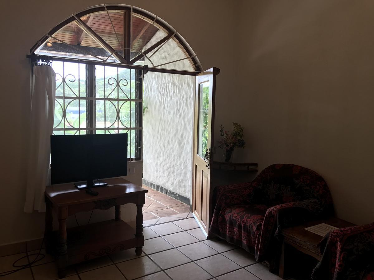 Hotel Flores (Adults Only) Tamarindo Buitenkant foto
