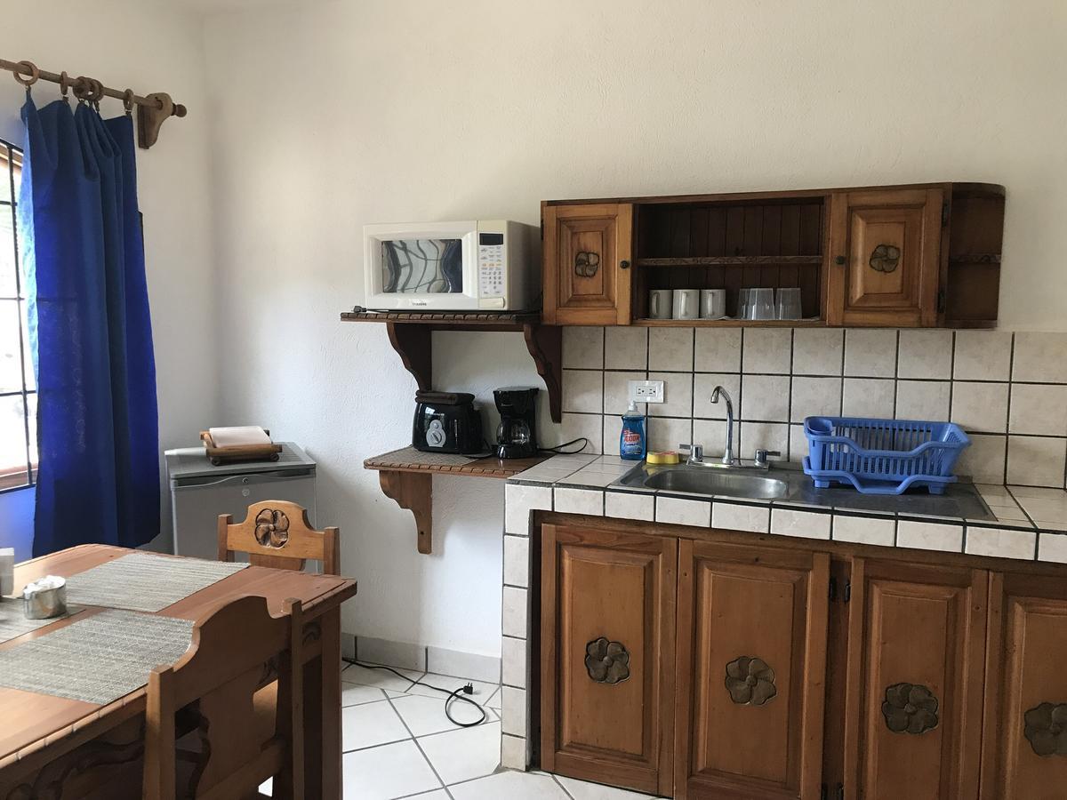 Hotel Flores (Adults Only) Tamarindo Buitenkant foto