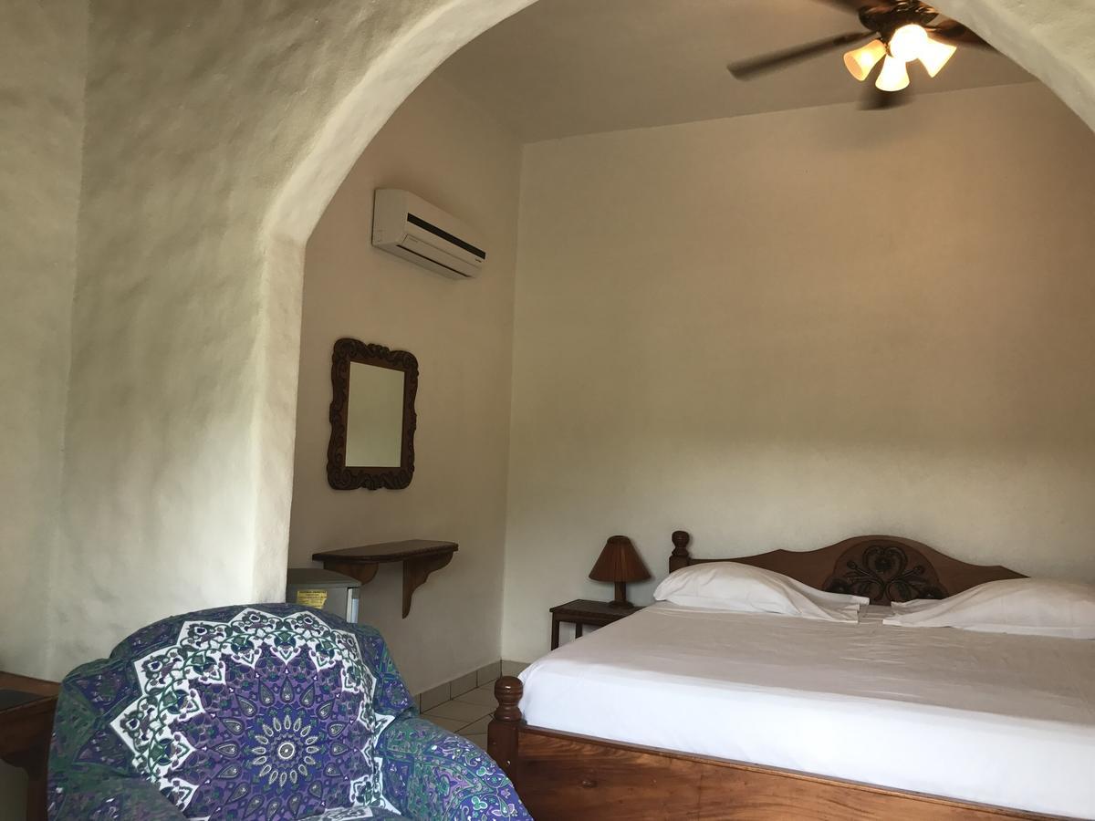 Hotel Flores (Adults Only) Tamarindo Buitenkant foto