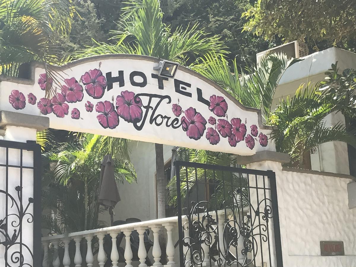 Hotel Flores (Adults Only) Tamarindo Buitenkant foto