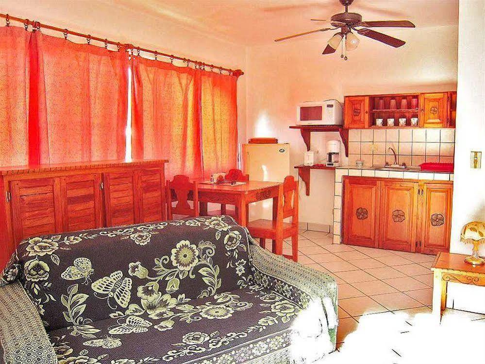 Hotel Flores (Adults Only) Tamarindo Buitenkant foto