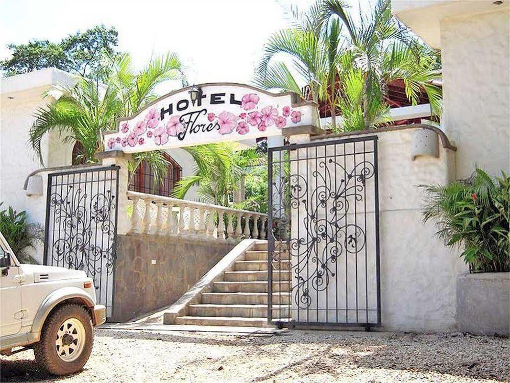 Hotel Flores (Adults Only) Tamarindo Buitenkant foto