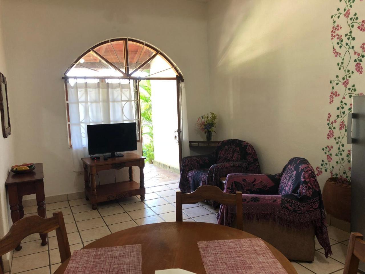 Hotel Flores (Adults Only) Tamarindo Buitenkant foto